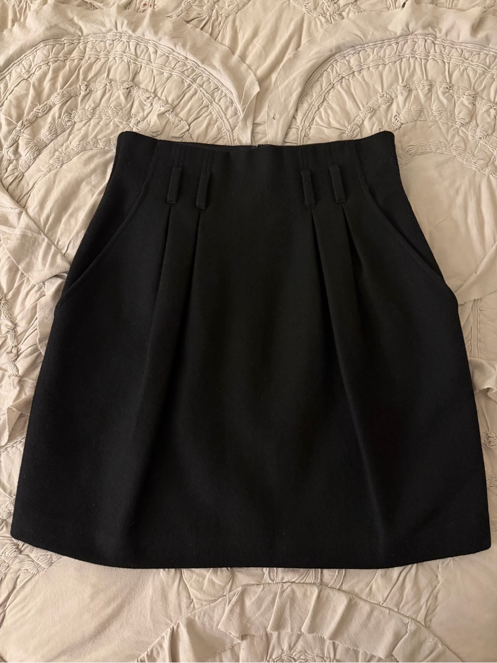 Theory Hollyann High-Waisted Skirt in Black
